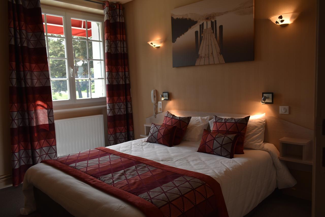 Logis Hotel Beau Site Loubaresse  Exterior foto